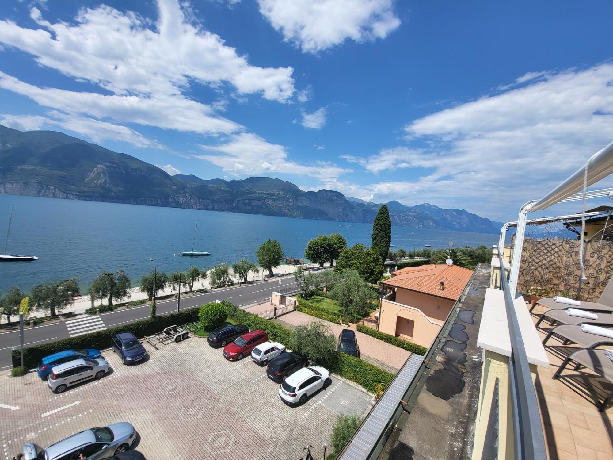 Penthouse Casa Alkea Masse Lake View 布雷佐内加尔达 外观 照片